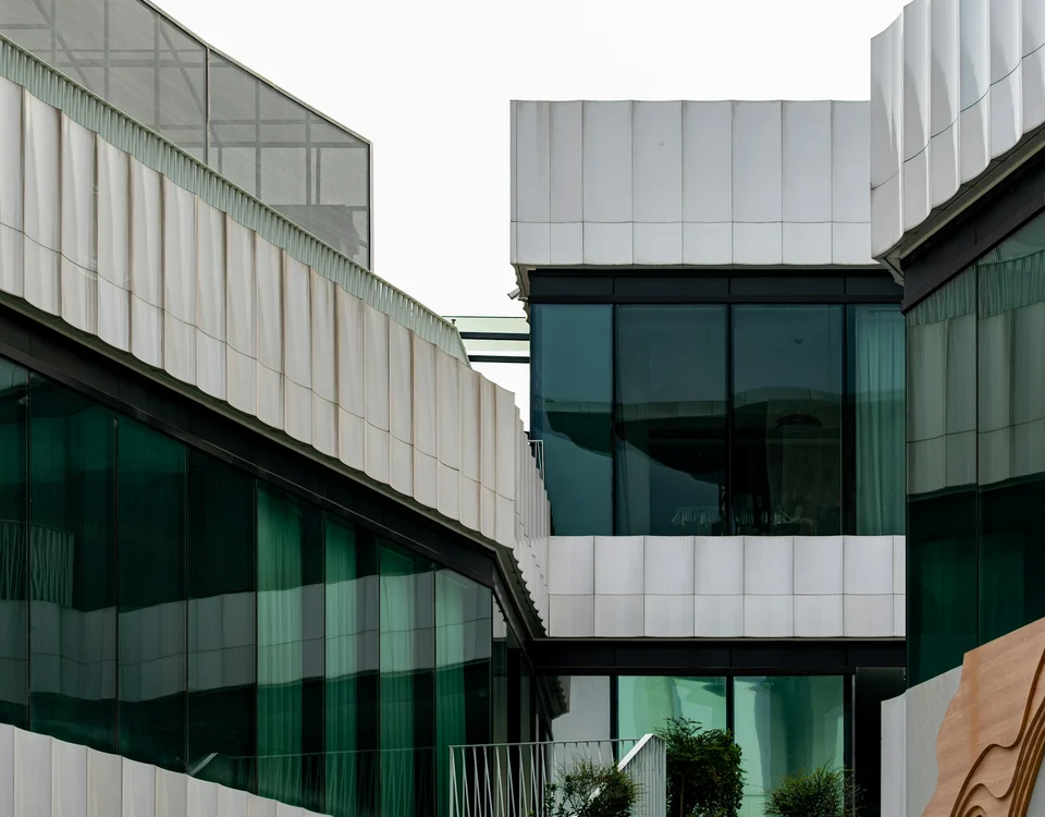 Wayfinding surfaces